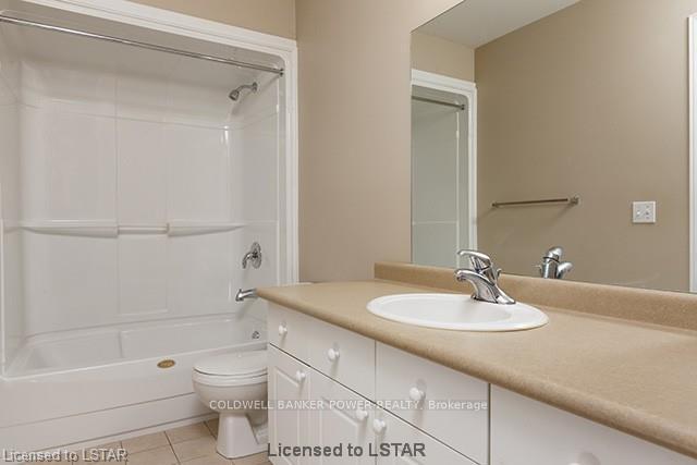 Photo 11 of Unit 3, 122 Sherwood Forest Square, London, North I — HOMEH