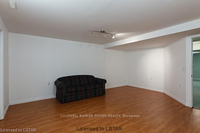 Photo 13 of Unit 3, 122 Sherwood Forest Square, London, North I — HOMEH