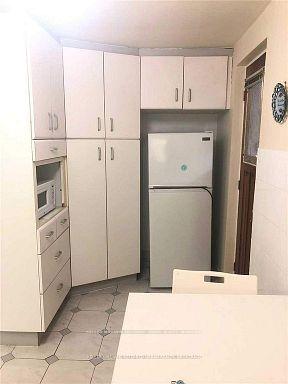 Photo 2 of Unit Bsmt, 44 Bellevue Avenue, Toronto, Kensington-Chinatown — HOMEH
