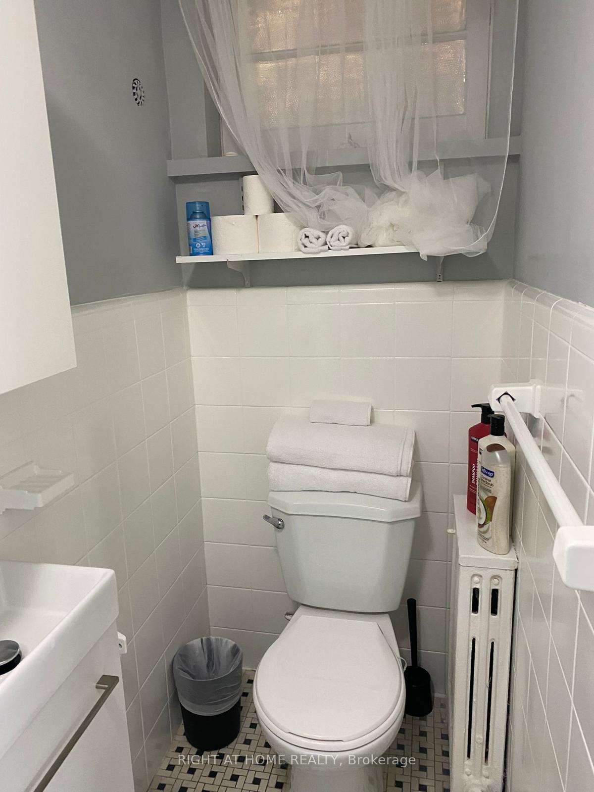 Photo 25 of Unit 4, 11 Donald Avenue, Toronto, Caledonia-Fairbank — HOMEH