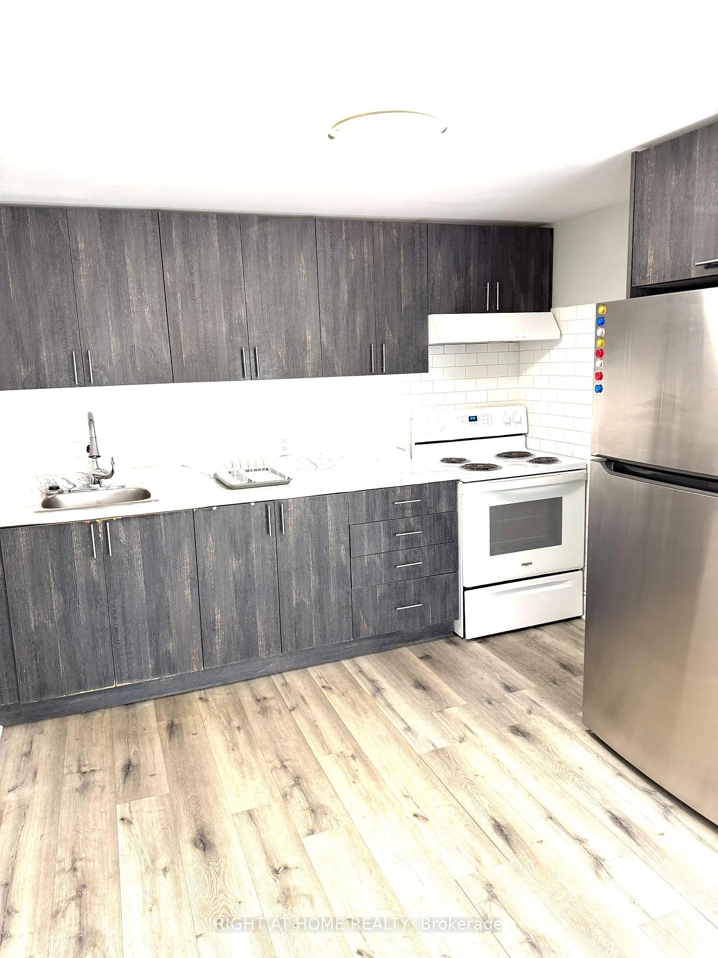 Photo 5 of Unit 4, 11 Donald Avenue, Toronto, Caledonia-Fairbank — HOMEH