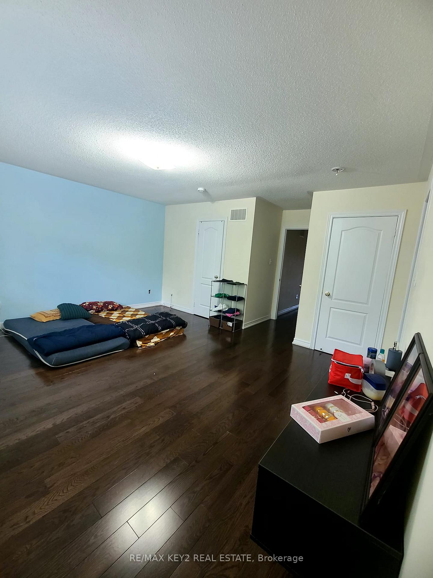 Photo 11 of Unit Upper, 1601 Dusty Drive, Pickering, Duffin Heights — HOMEH
