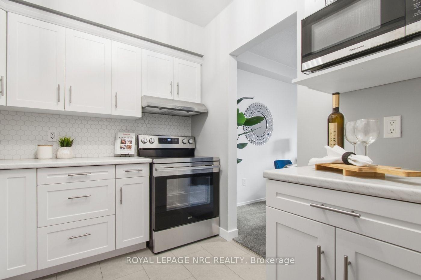 Photo 2 of Unit 107, 72 Main Street E, Port Colborne, Main Street — HOMEH
