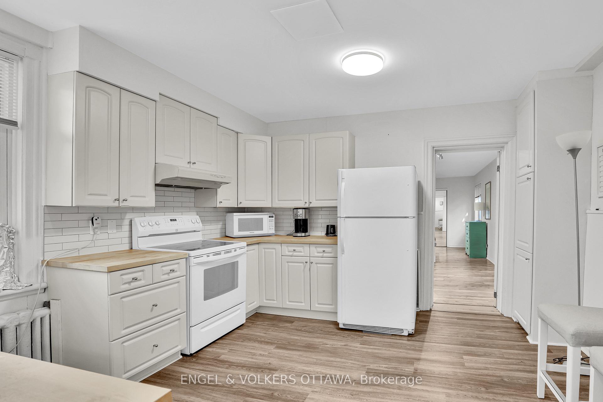 Photo 4 of Unit 1, 127 Third Avenue, Ottawa, Glebe — HOMEH