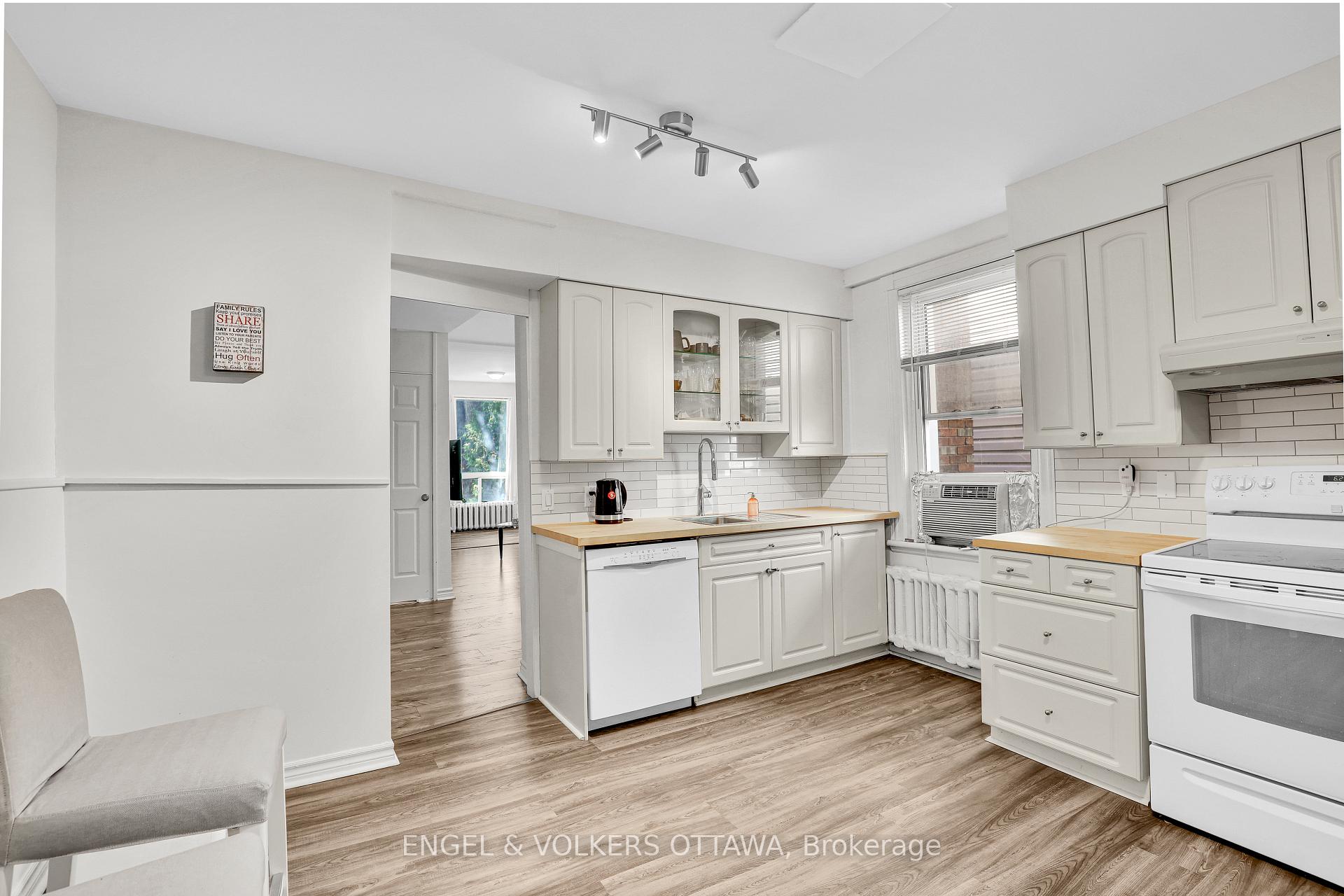Photo 6 of Unit 1, 127 Third Avenue, Ottawa, Glebe — HOMEH