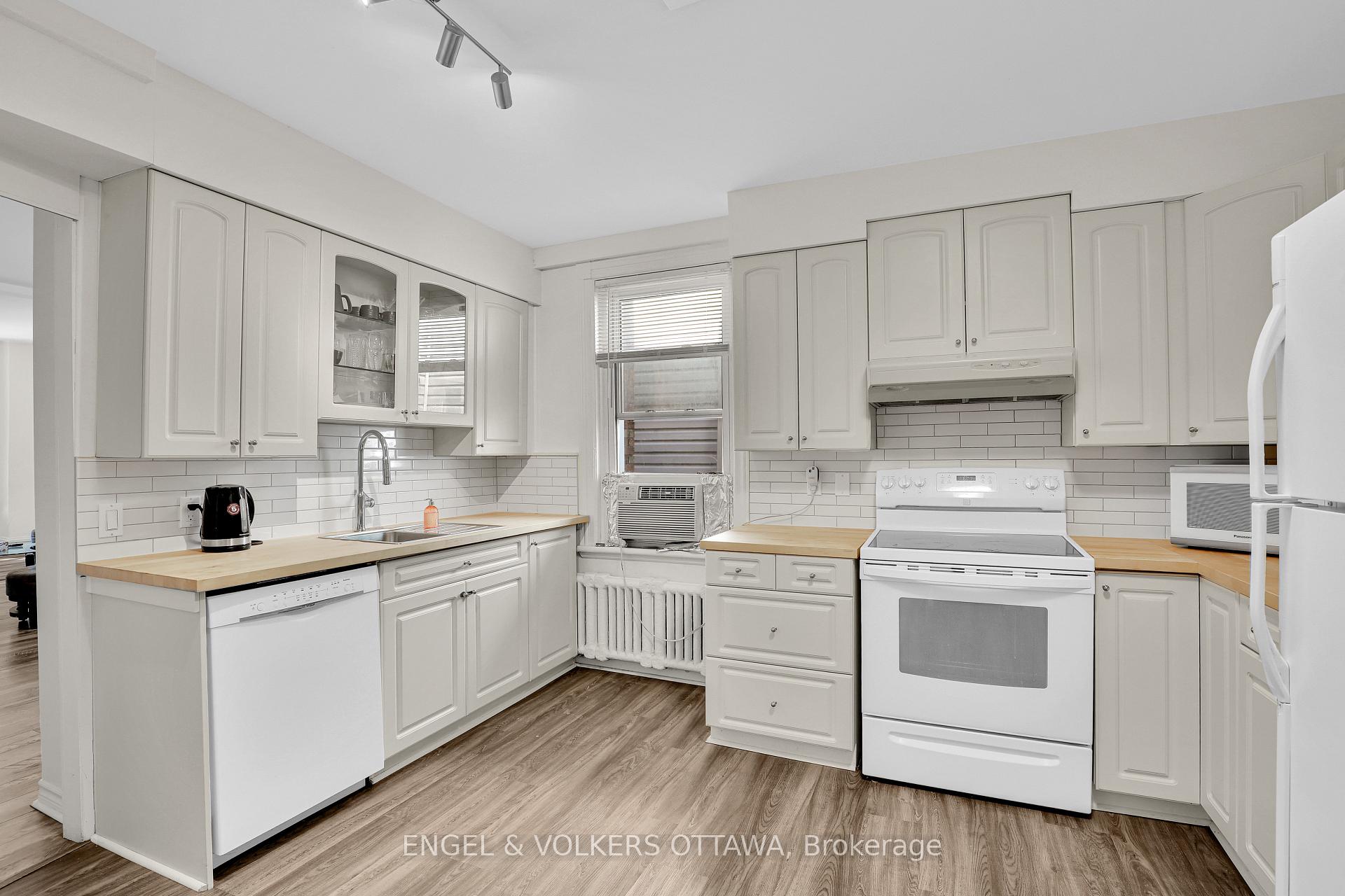Photo 7 of Unit 1, 127 Third Avenue, Ottawa, Glebe — HOMEH