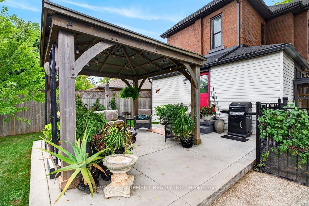 Photo 45 of 25 Book Road, Grimsby, Grimsby East — HOMEH