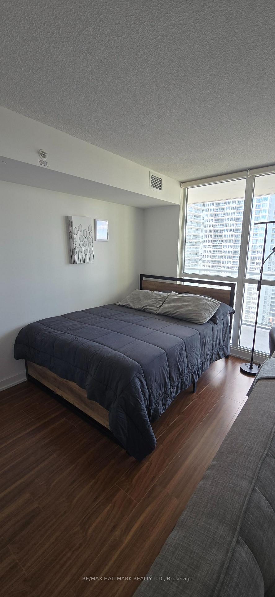 Photo 6 of Unit 2809, 75 Queens Wharf Road, Toronto, Waterfront Communities — HOMEH