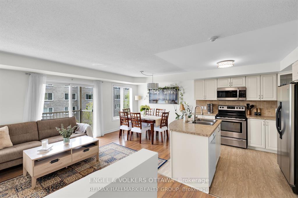 Photo 13 of 500 Stonefield Private, Ottawa, Barrhaven East — HOMEH