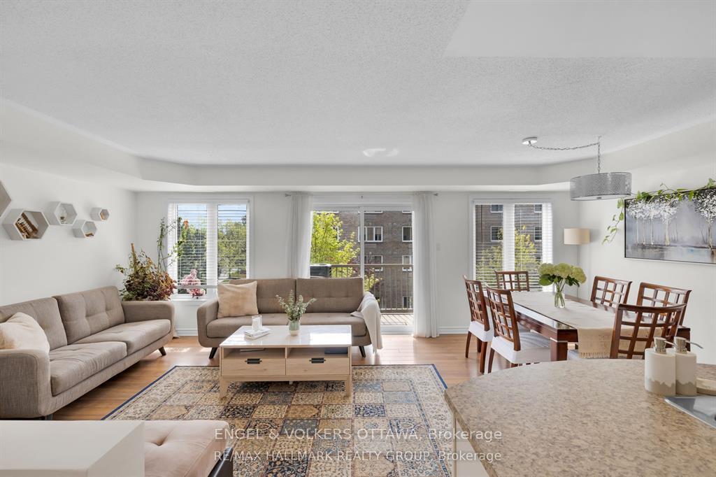 Photo 19 of 500 Stonefield Private, Ottawa, Barrhaven East — HOMEH