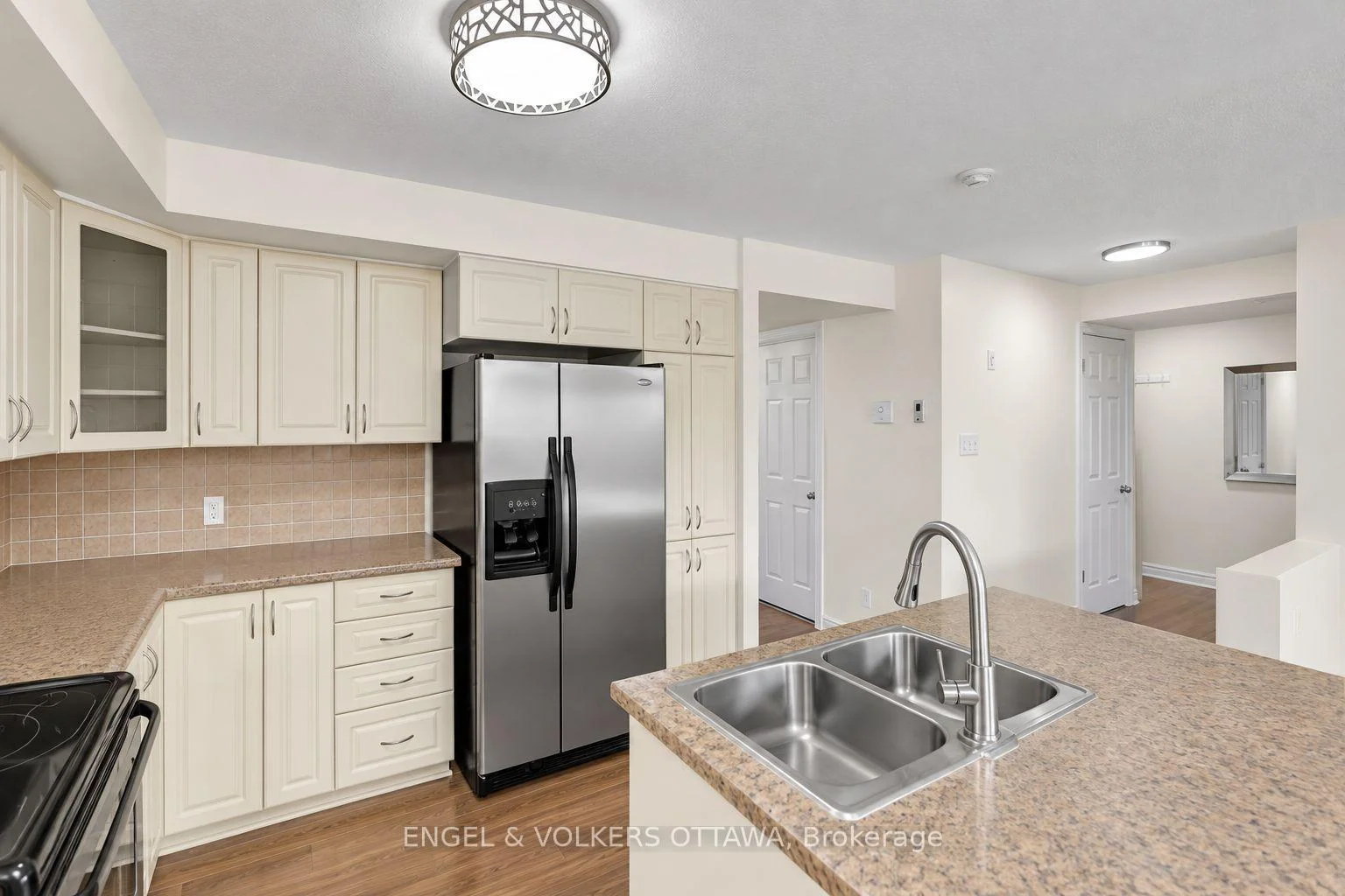 Photo 22 of 500 Stonefield Private, Ottawa, Barrhaven East — HOMEH