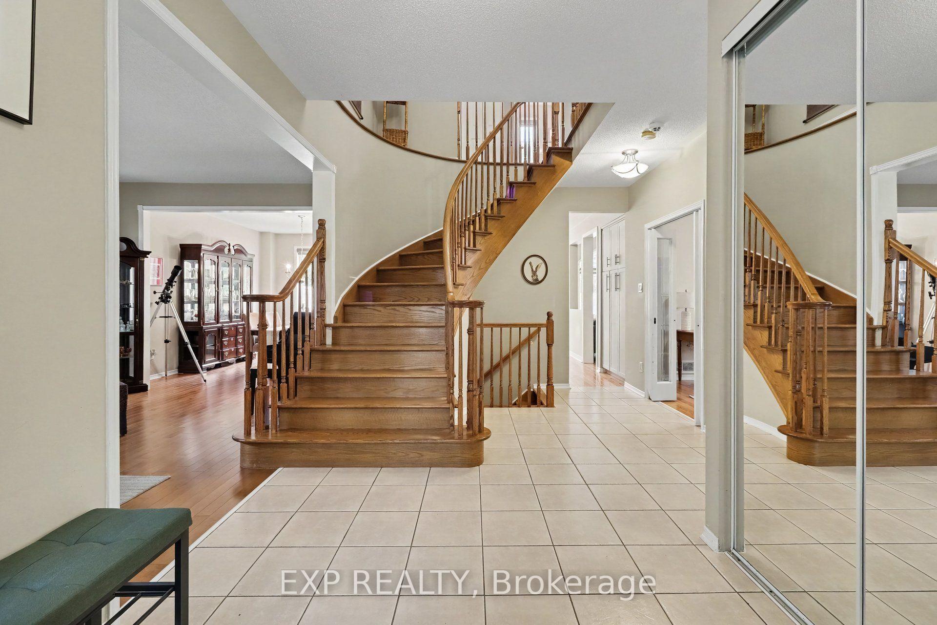 Photo 5 of 78 Insmill Crescent N, Ottawa, Kanata - Kanata Lakes/Heritage Hills — HOMEH