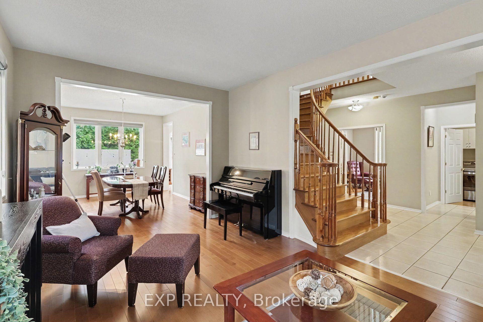 Photo 7 of 78 Insmill Crescent N, Ottawa, Kanata - Kanata Lakes/Heritage Hills — HOMEH