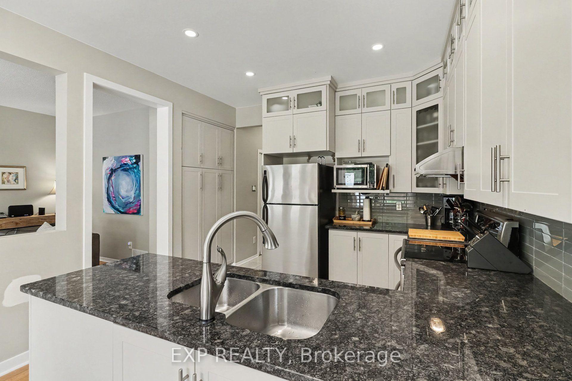 Photo 13 of 78 Insmill Crescent N, Ottawa, Kanata - Kanata Lakes/Heritage Hills — HOMEH