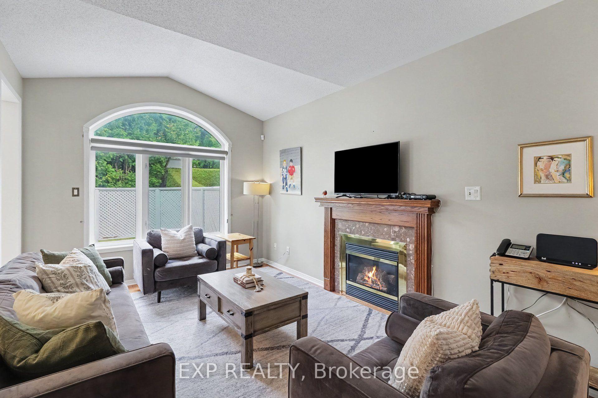 Photo 19 of 78 Insmill Crescent N, Ottawa, Kanata - Kanata Lakes/Heritage Hills — HOMEH
