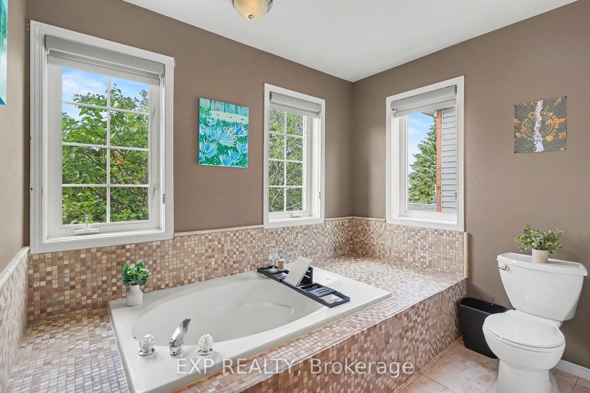 Photo 26 of 78 Insmill Crescent N, Ottawa, Kanata - Kanata Lakes/Heritage Hills — HOMEH