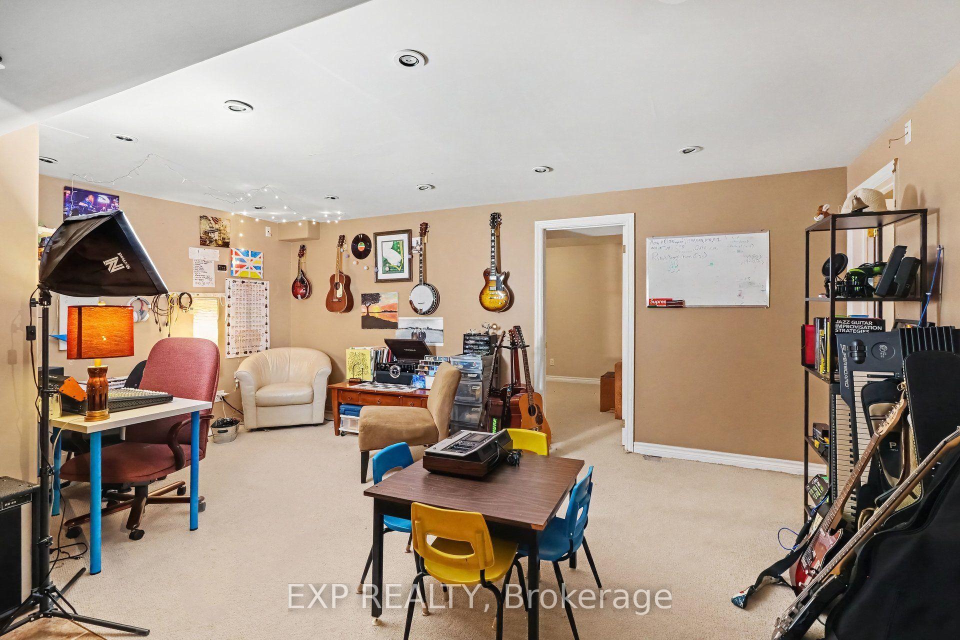 Photo 35 of 78 Insmill Crescent N, Ottawa, Kanata - Kanata Lakes/Heritage Hills — HOMEH