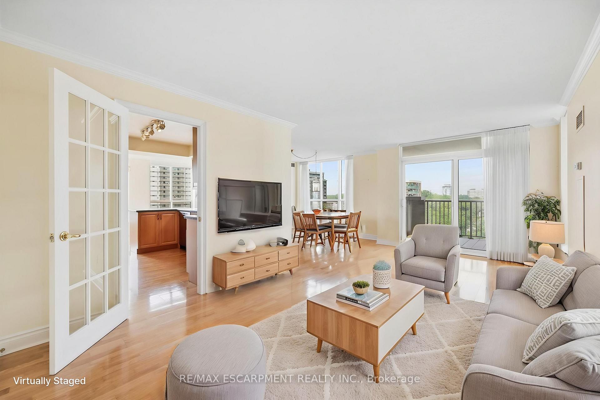 Photo 11 of Unit 904, 442 Maple Avenue, Burlington, Brant — HOMEH