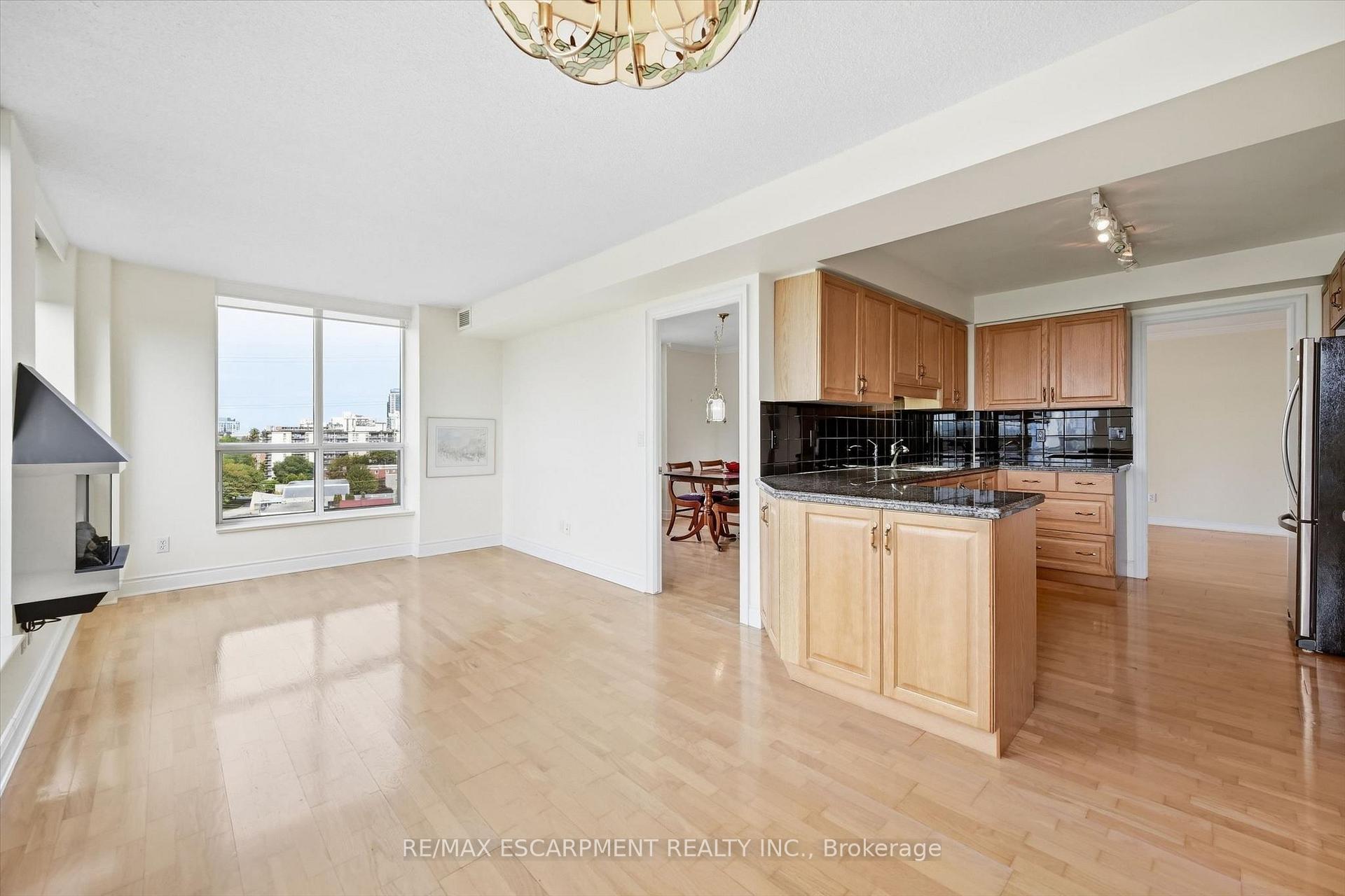 Photo 26 of Unit 904, 442 Maple Avenue, Burlington, Brant — HOMEH