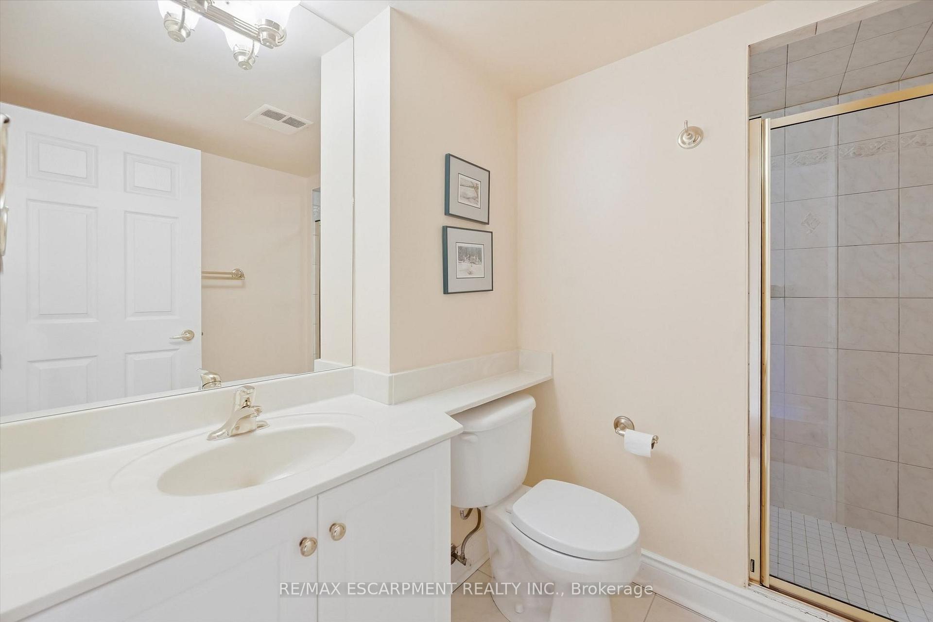Photo 33 of Unit 904, 442 Maple Avenue, Burlington, Brant — HOMEH
