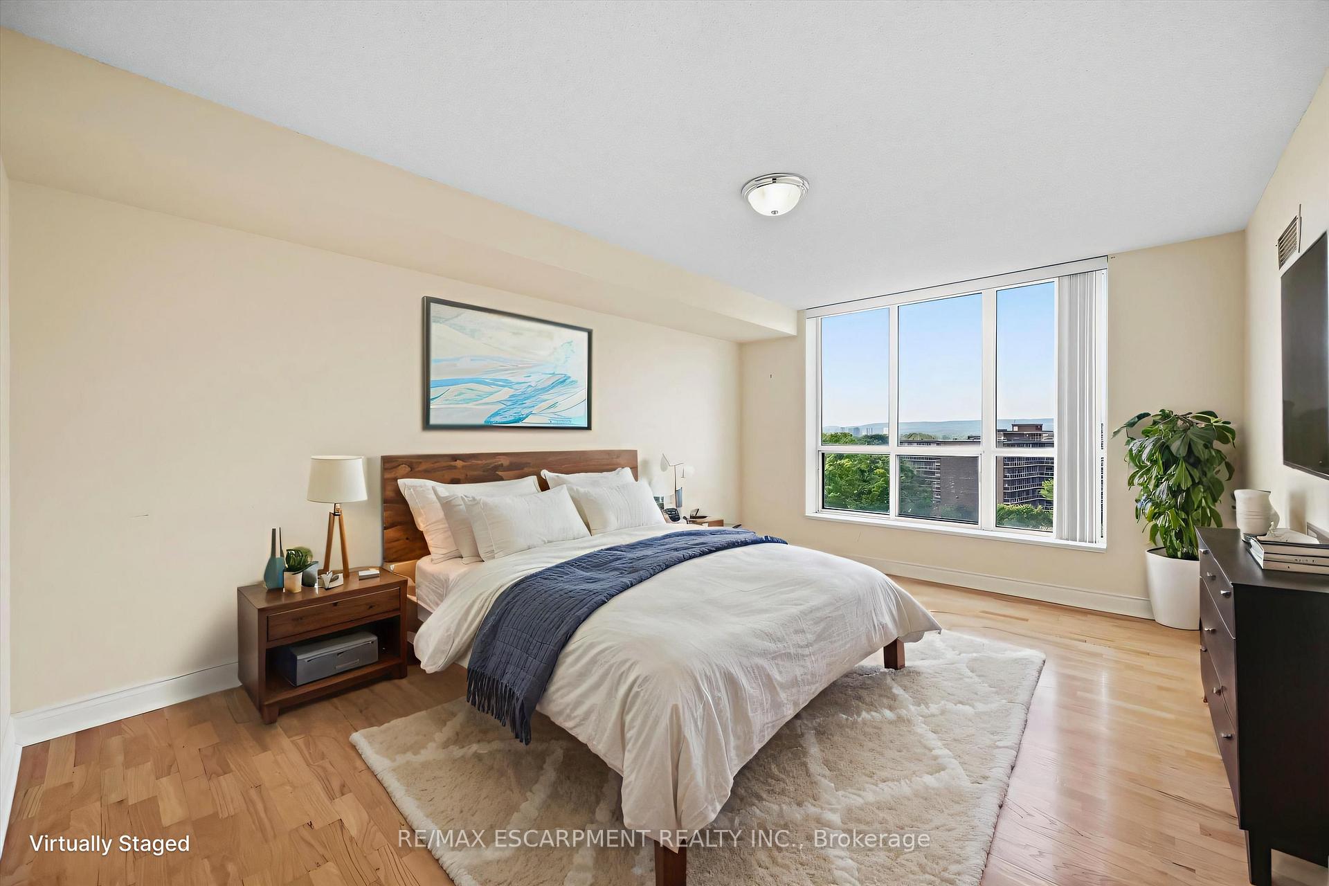 Photo 35 of Unit 904, 442 Maple Avenue, Burlington, Brant — HOMEH