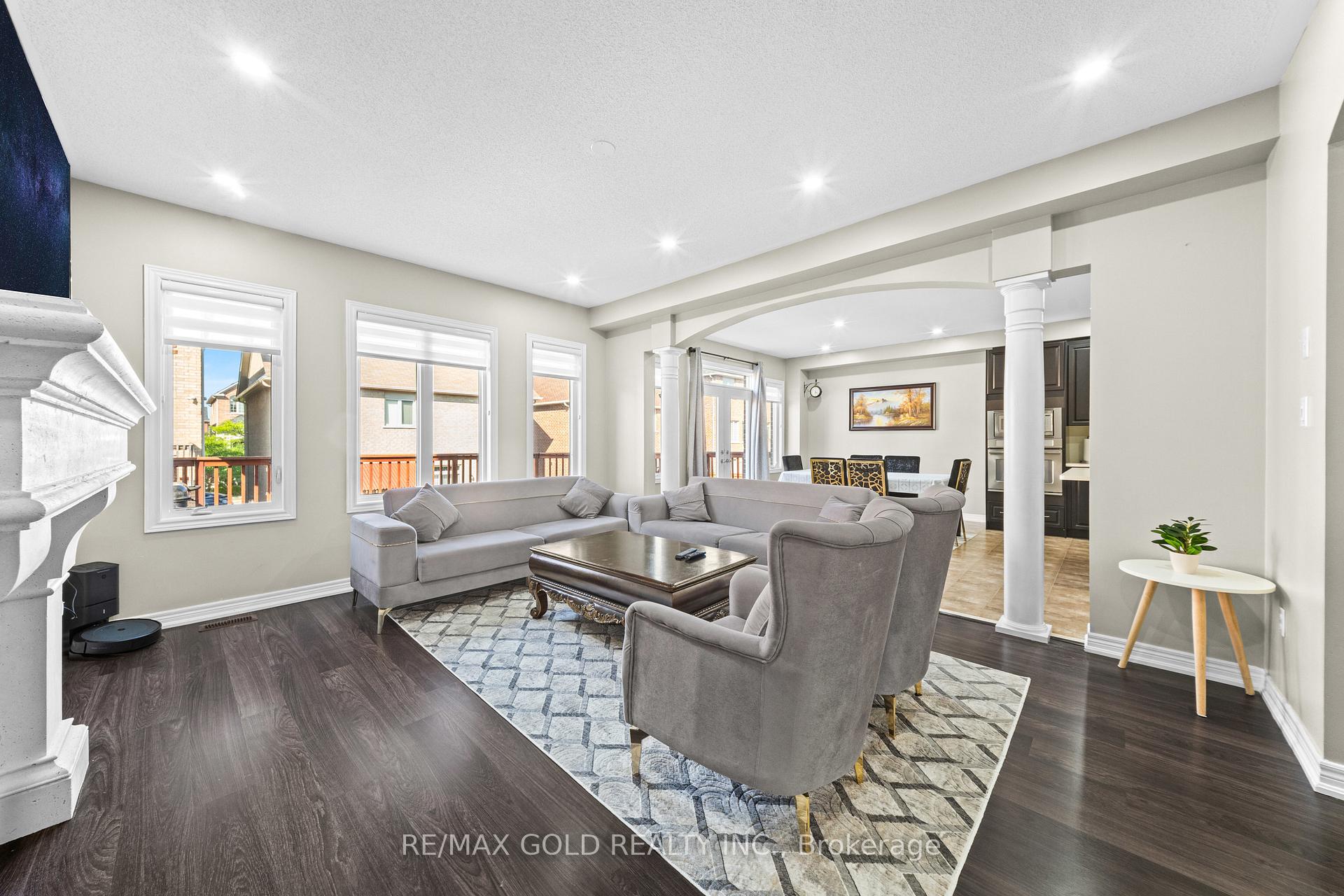 Photo 6 of 11 Clearfield Drive, Brampton, Bram East — HOMEH