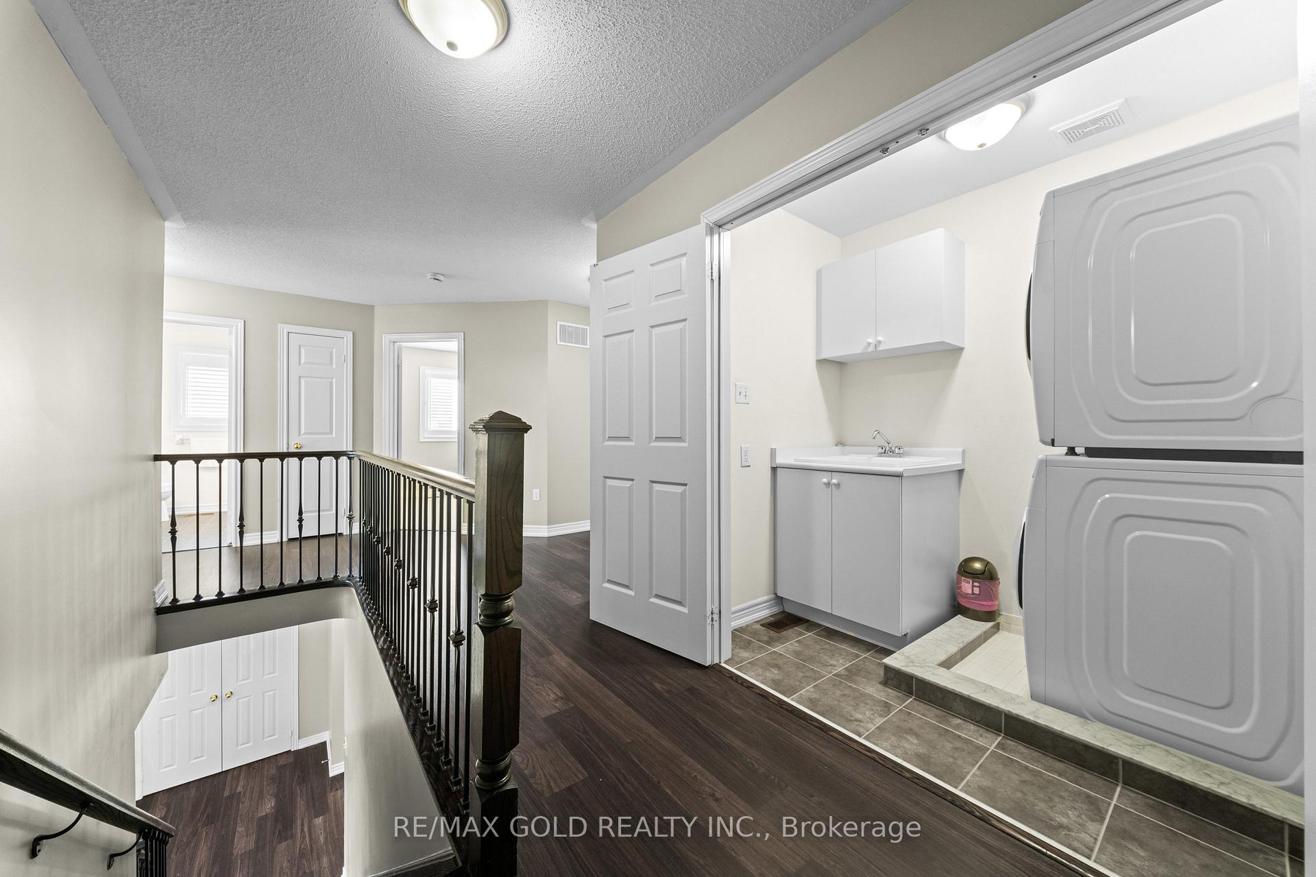 Photo 13 of 11 Clearfield Drive, Brampton, Bram East — HOMEH