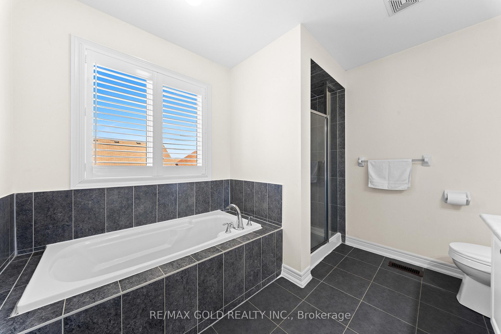 Photo 17 of 11 Clearfield Drive, Brampton, Bram East — HOMEH