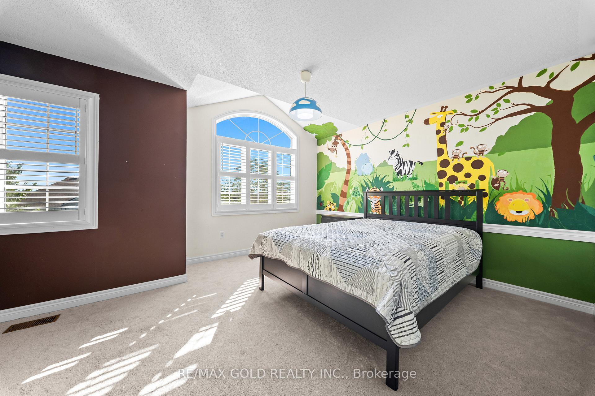 Photo 19 of 11 Clearfield Drive, Brampton, Bram East — HOMEH