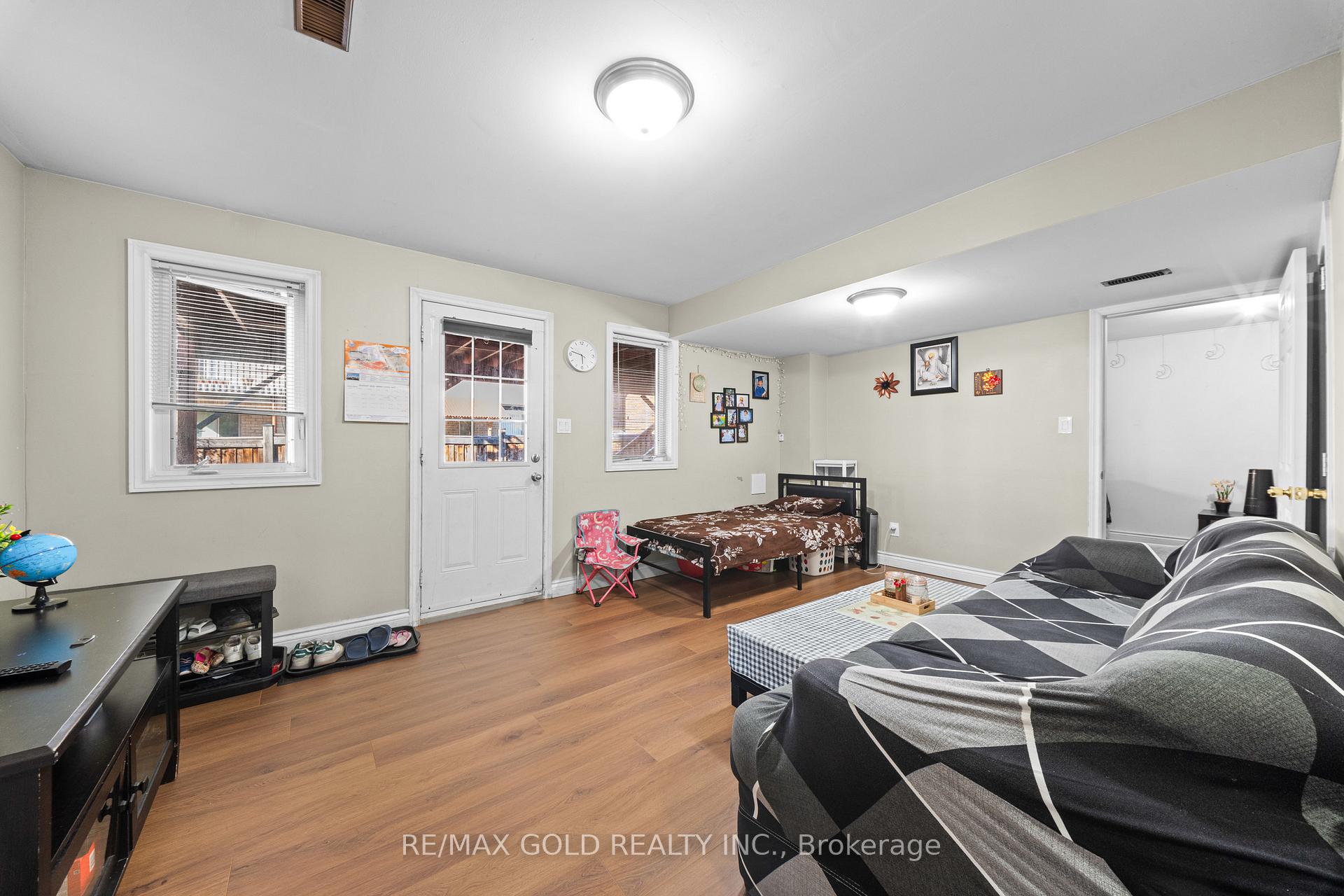 Photo 23 of 11 Clearfield Drive, Brampton, Bram East — HOMEH