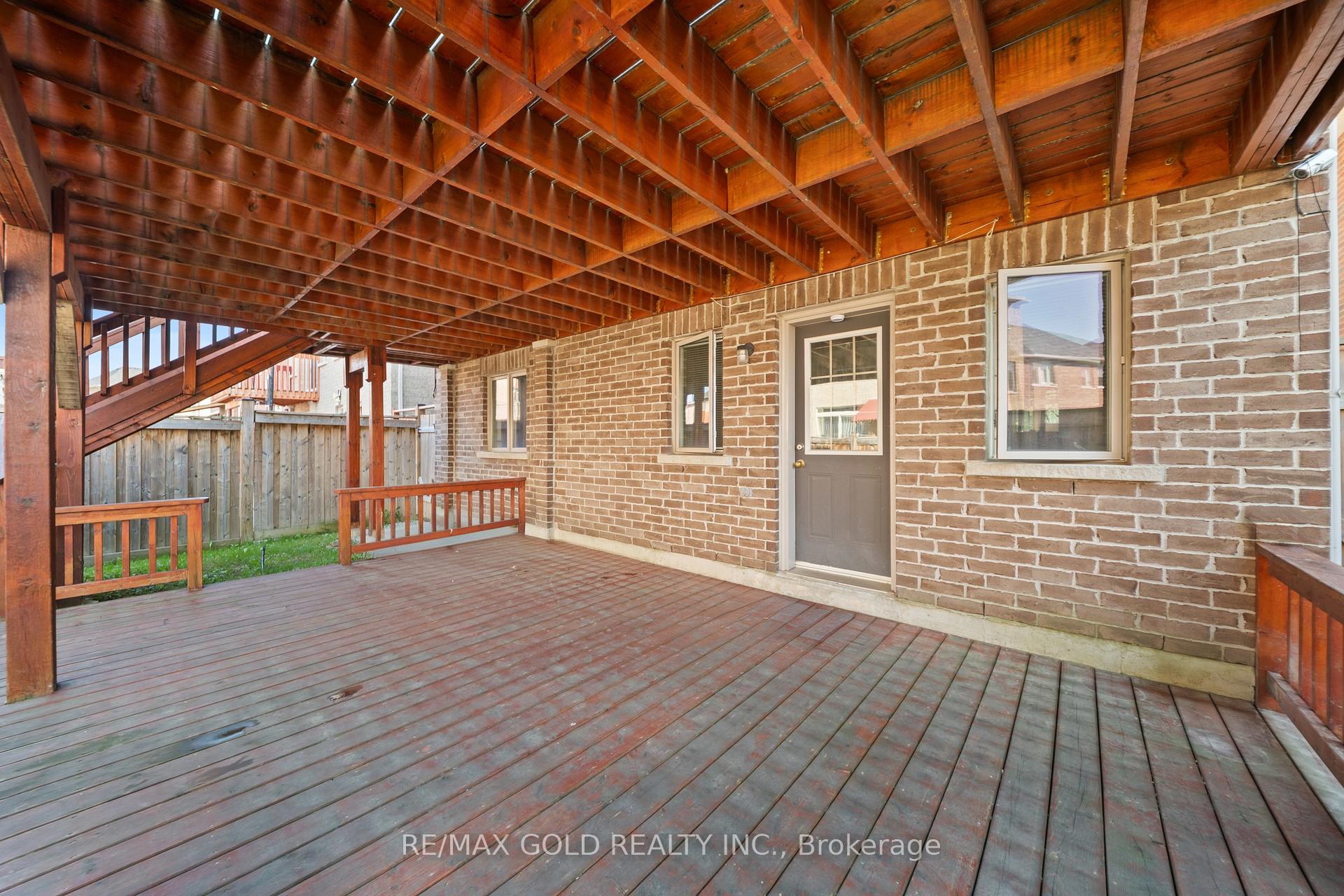 Photo 27 of 11 Clearfield Drive, Brampton, Bram East — HOMEH