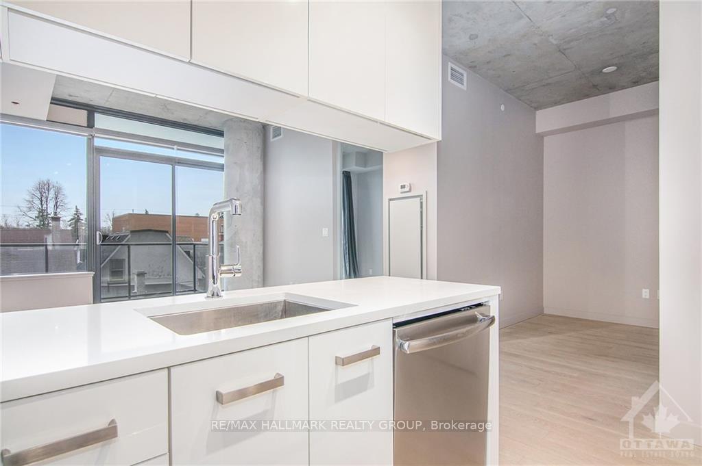 Photo 7 of Unit 404, 224 Lyon Street, Ottawa, Ottawa Centre — HOMEH