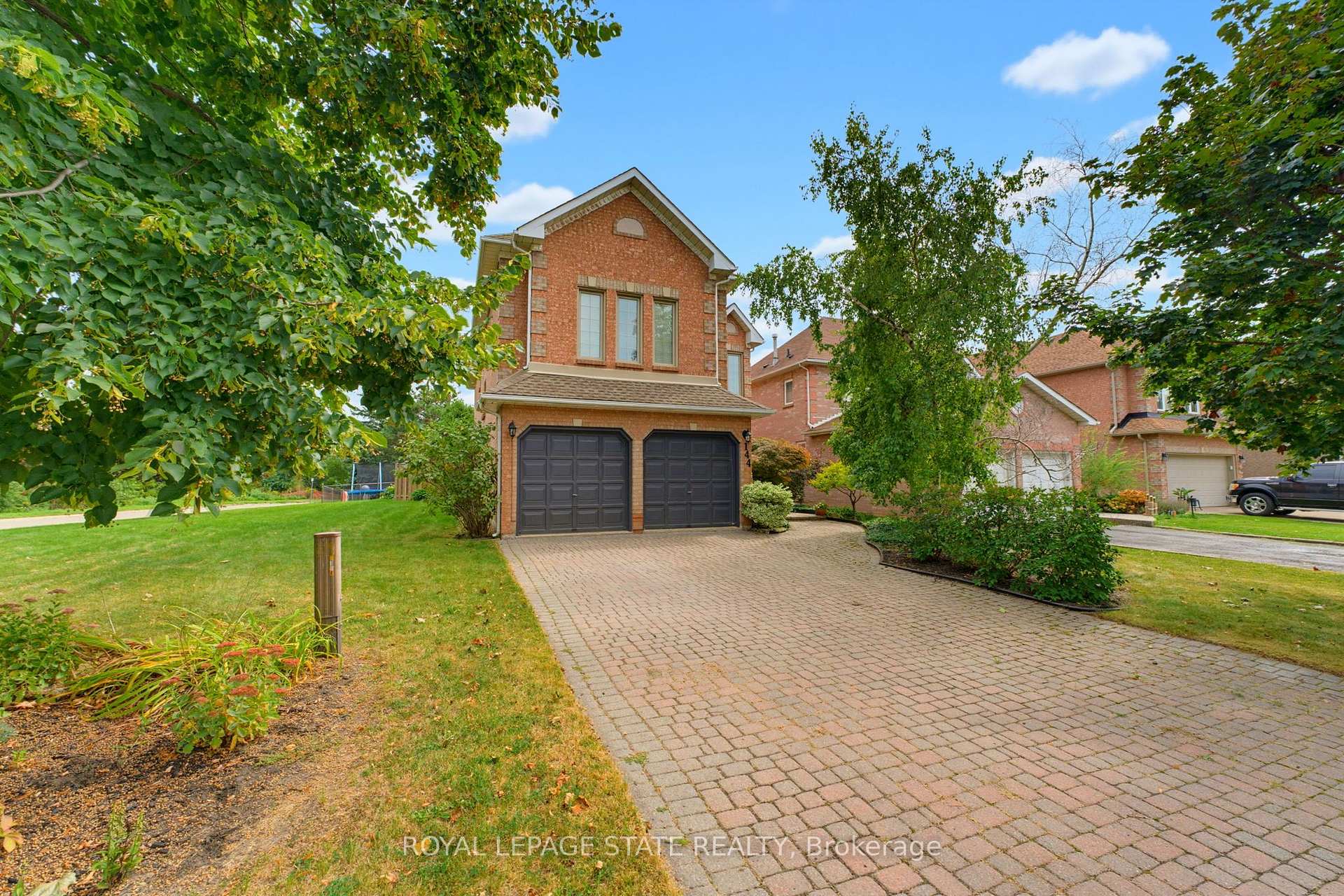 Photo of 144 Cove Crescent