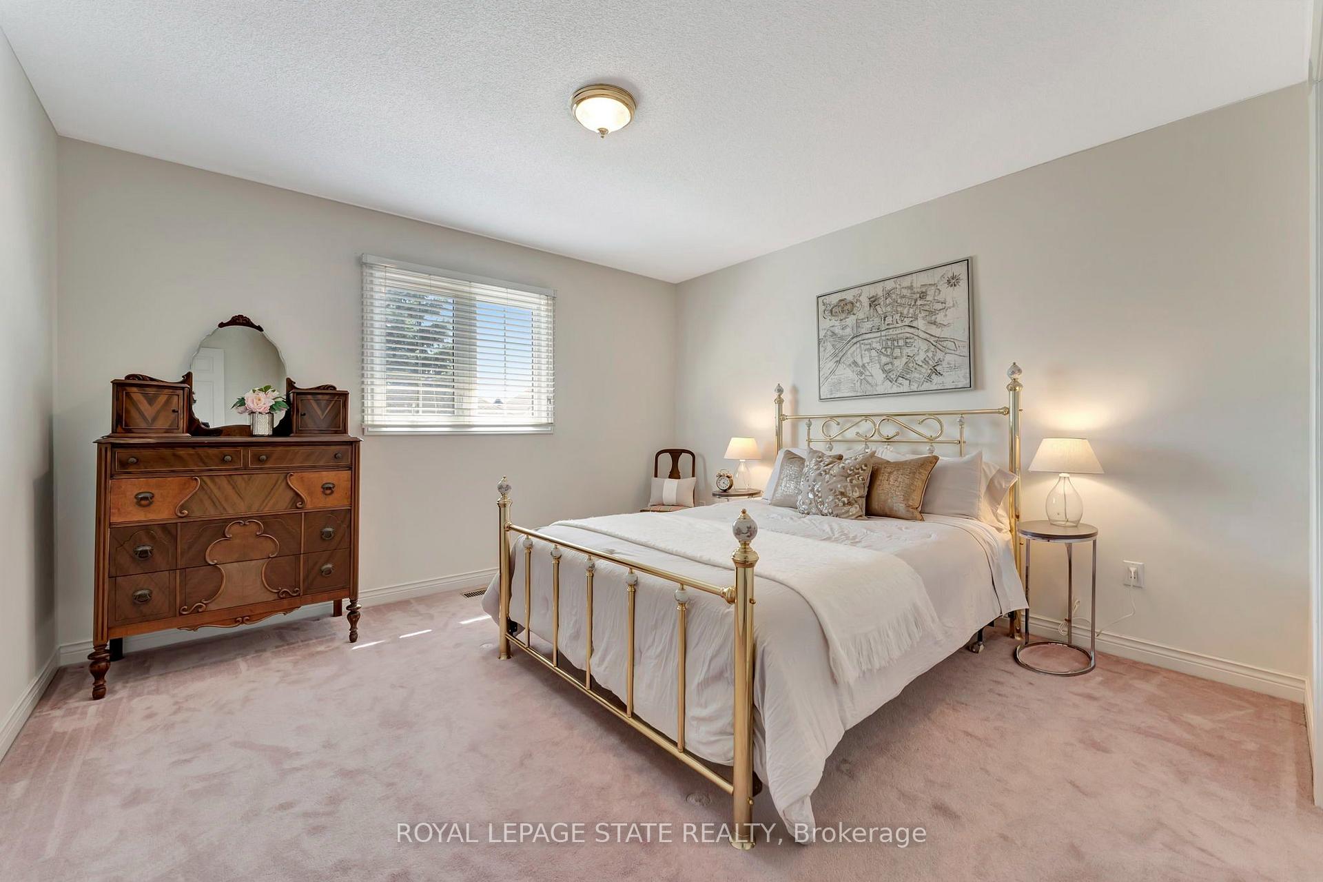Photo 20 of 144 Cove Crescent, Hamilton, Lakeshore — HOMEH
