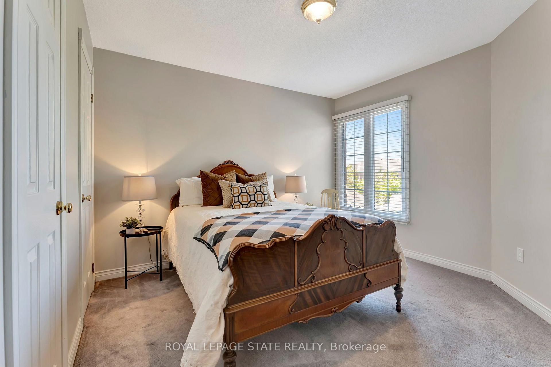 Photo 21 of 144 Cove Crescent, Hamilton, Lakeshore — HOMEH