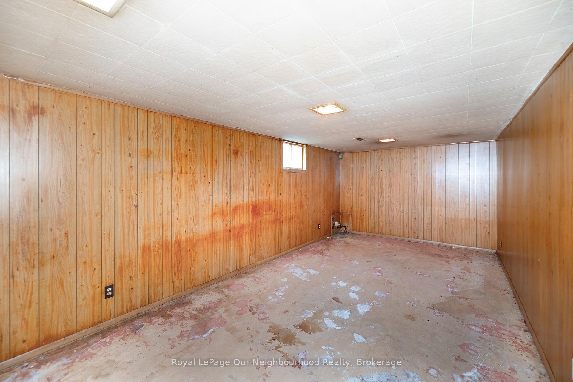 Photo 13 of 1500 Lakeside Street, Oshawa, Lakeview — HOMEH