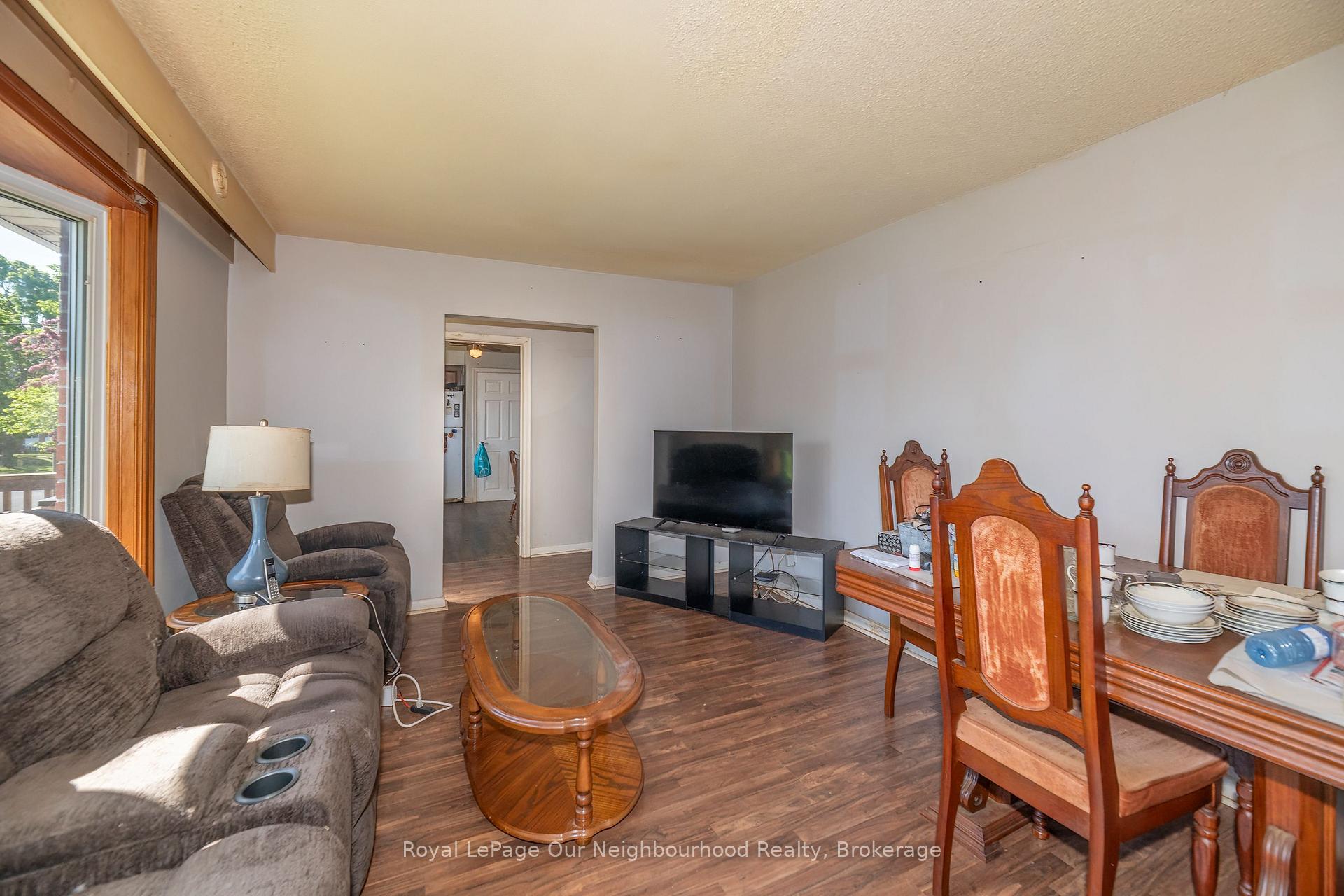 Photo 23 of 1500 Lakeside Street, Oshawa, Lakeview — HOMEH