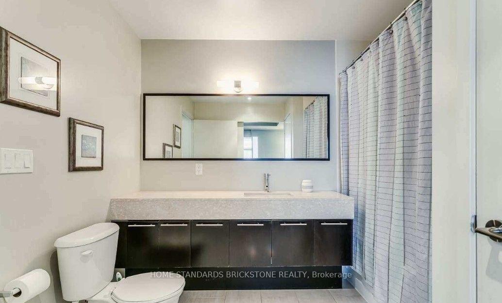 Photo 5 of Unit 709, 21 Nelson Street, Toronto, Waterfront Communities — HOMEH