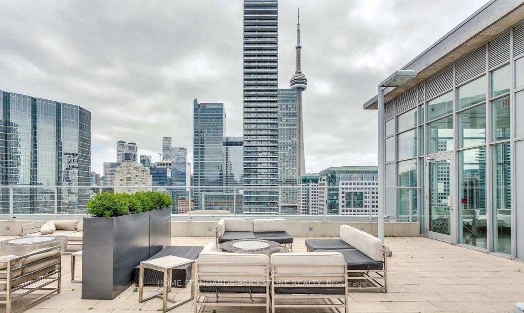 Photo 12 of Unit 709, 21 Nelson Street, Toronto, Waterfront Communities — HOMEH