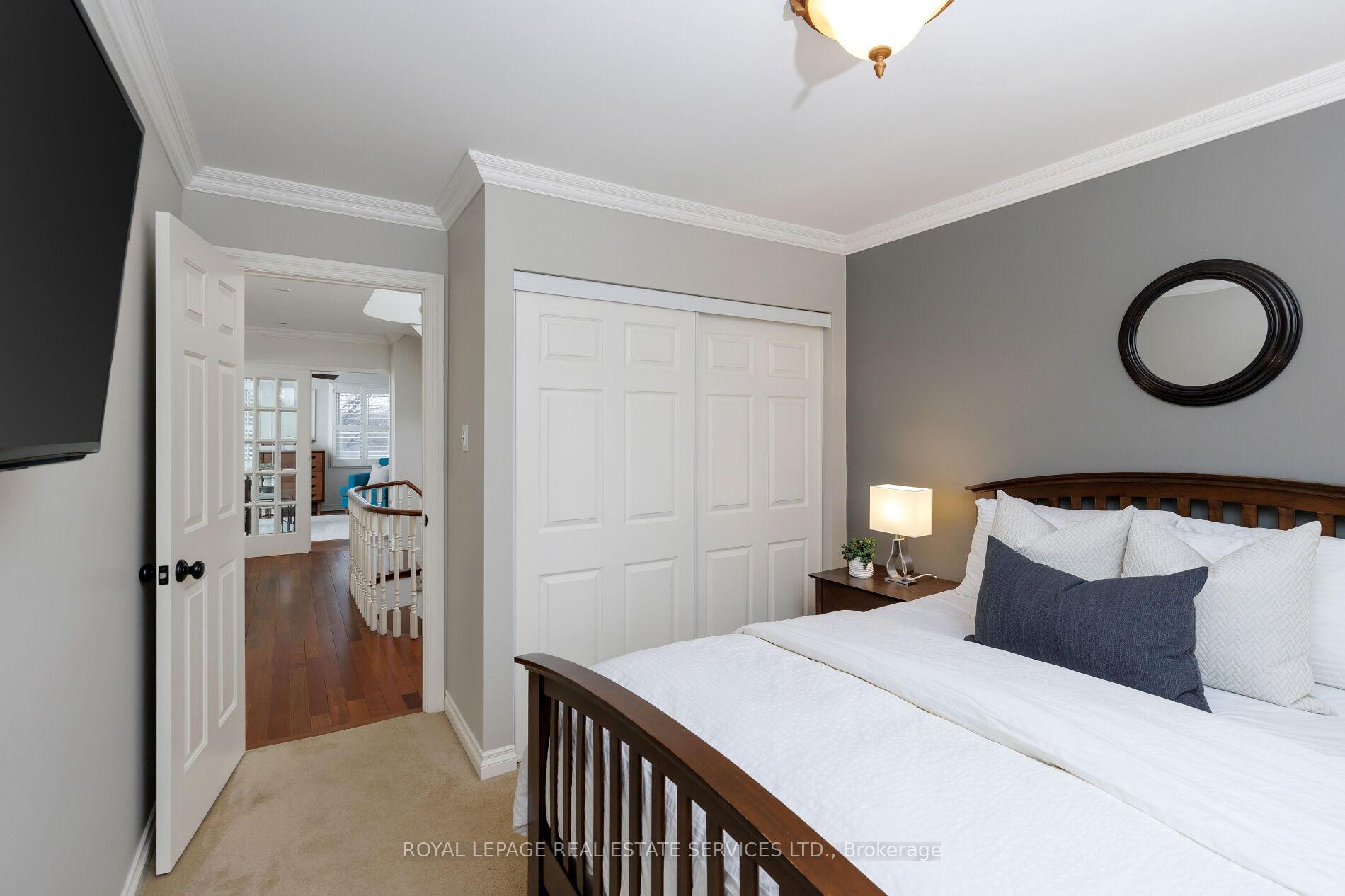 Photo 24 of 68 Tradewind Drive, Oakville, Bronte — HOMEH