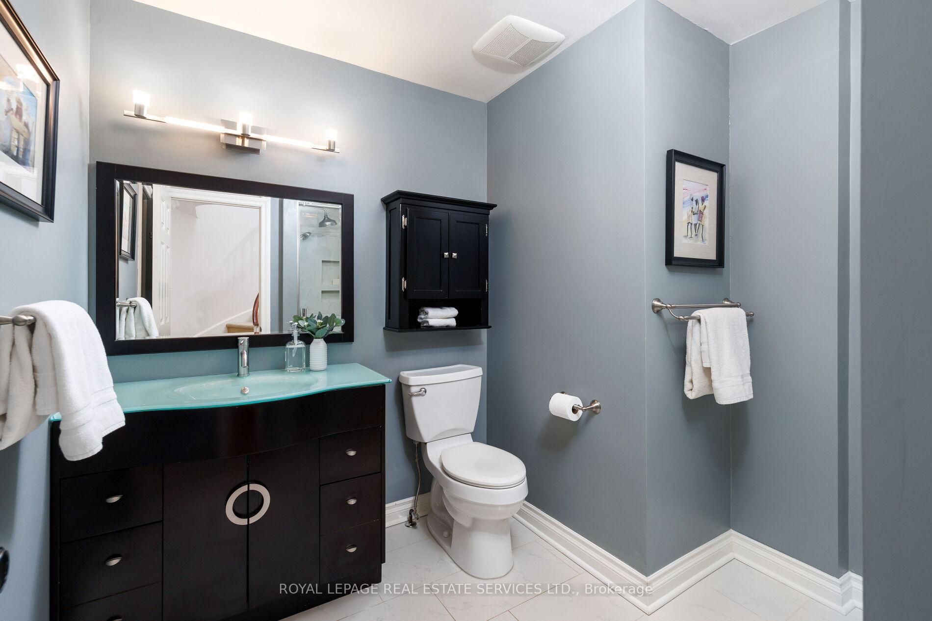 Photo 27 of 68 Tradewind Drive, Oakville, Bronte — HOMEH