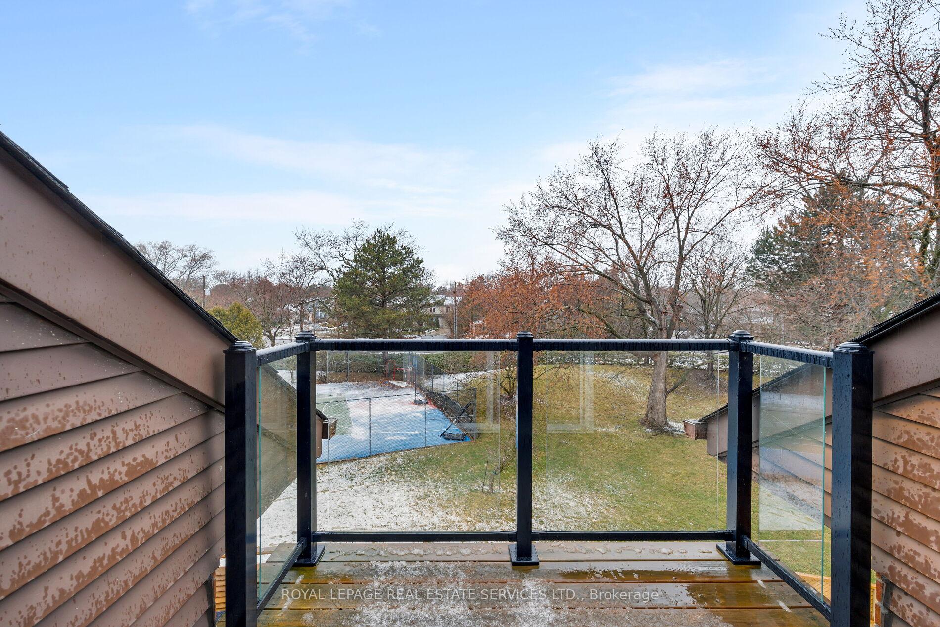 Photo 33 of 68 Tradewind Drive, Oakville, Bronte — HOMEH