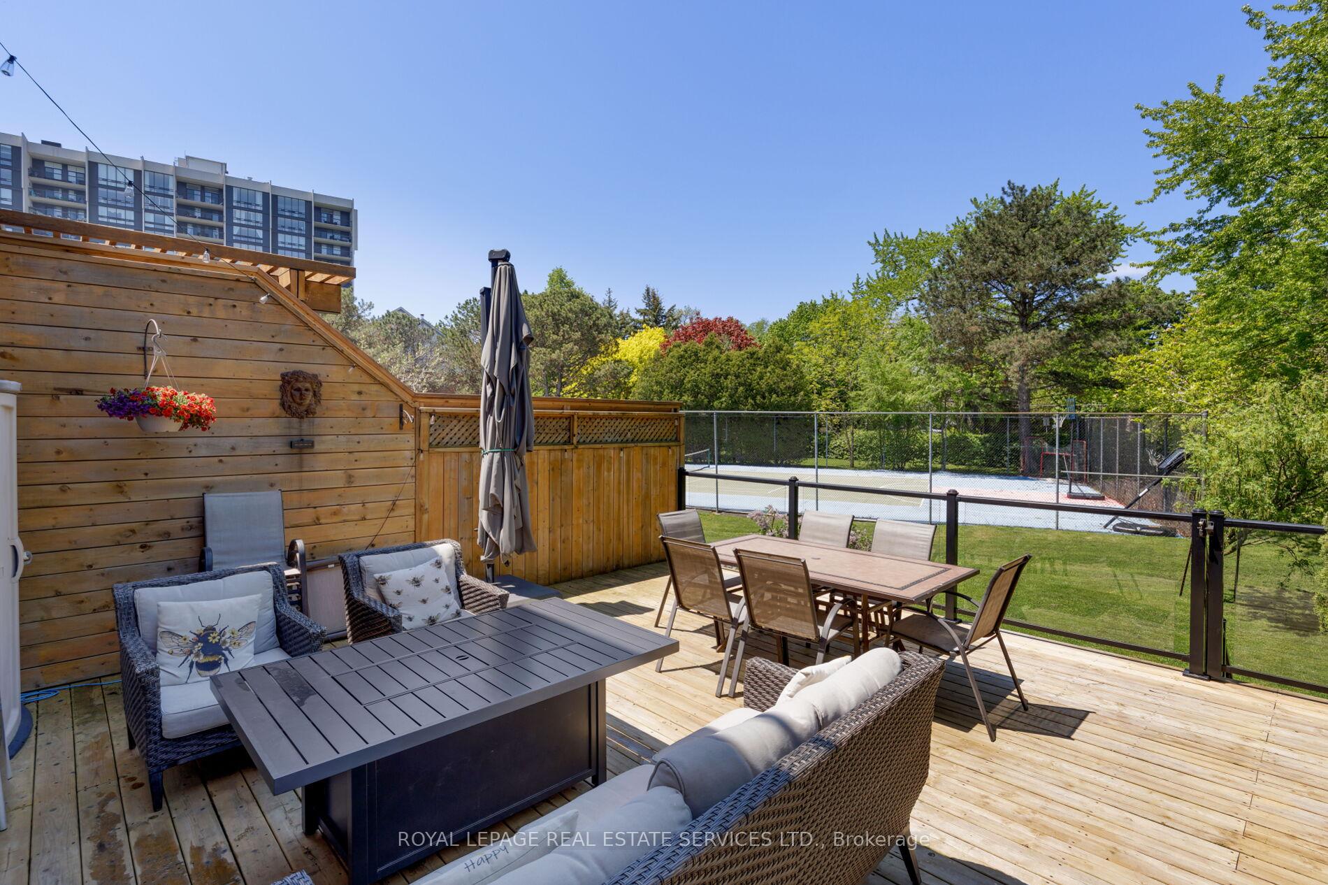 Photo 41 of 68 Tradewind Drive, Oakville, Bronte — HOMEH