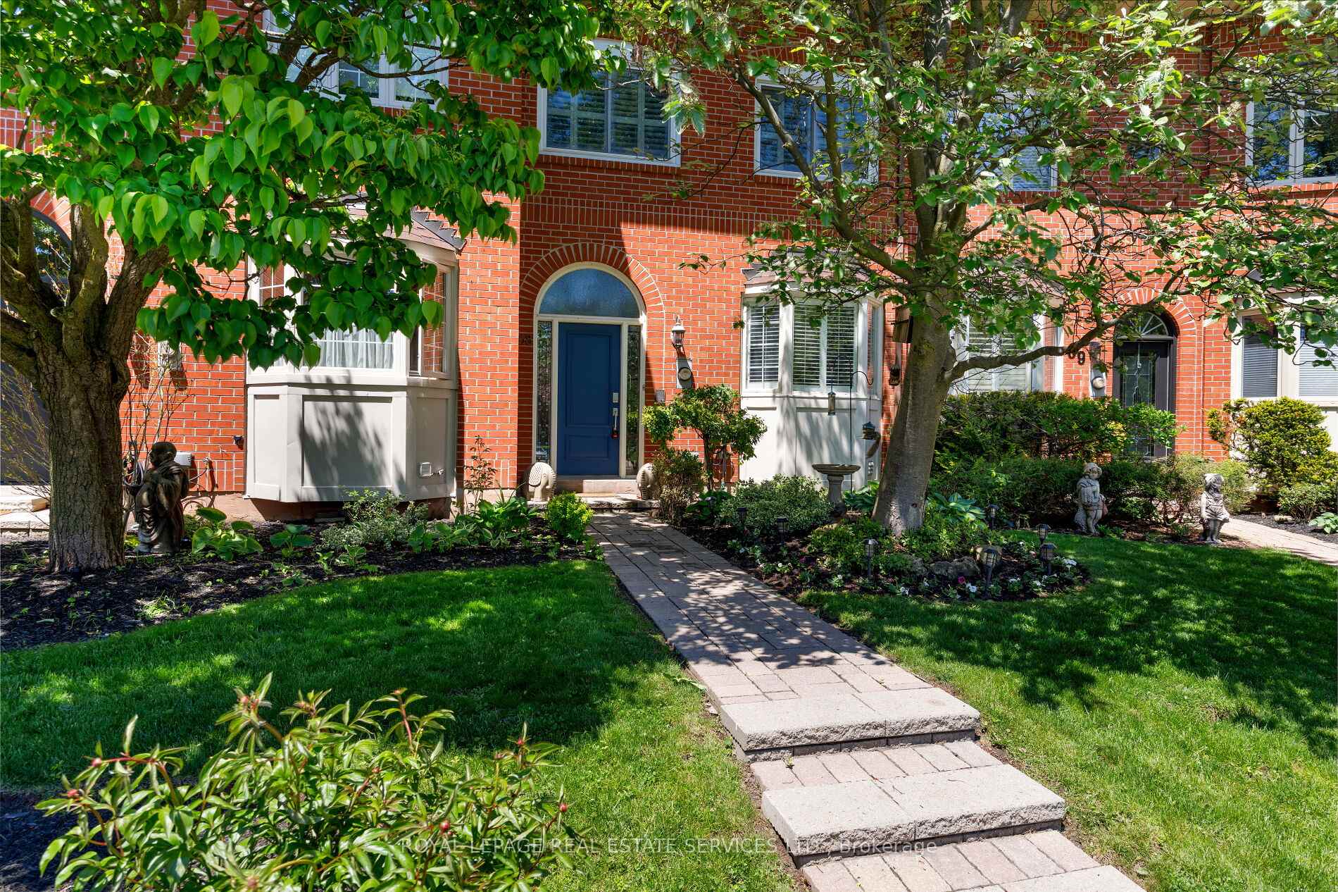 Photo 46 of 68 Tradewind Drive, Oakville, Bronte — HOMEH