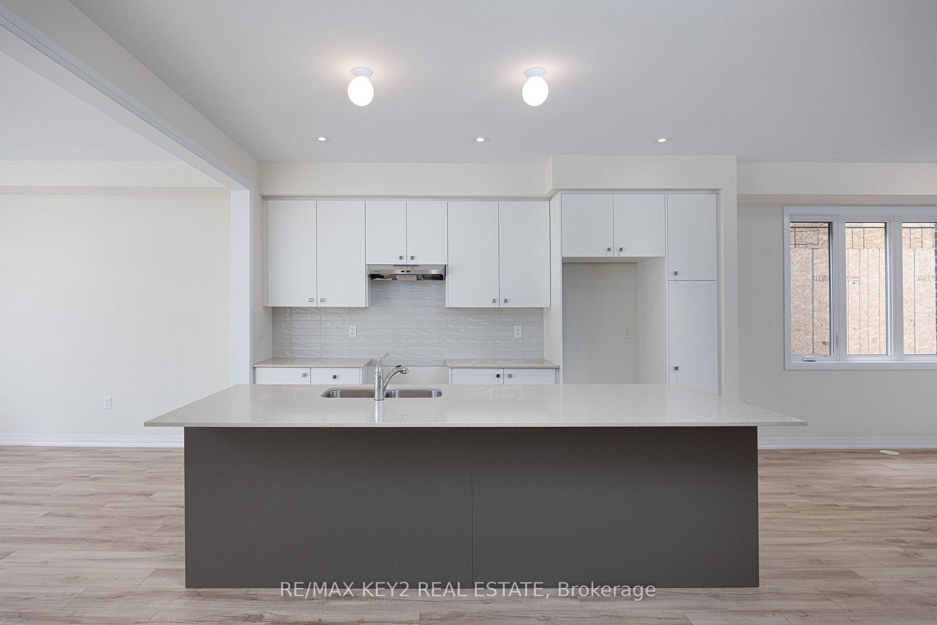 Photo 7 of 2645 Apricot Lane, Pickering, Rural Pickering — HOMEH
