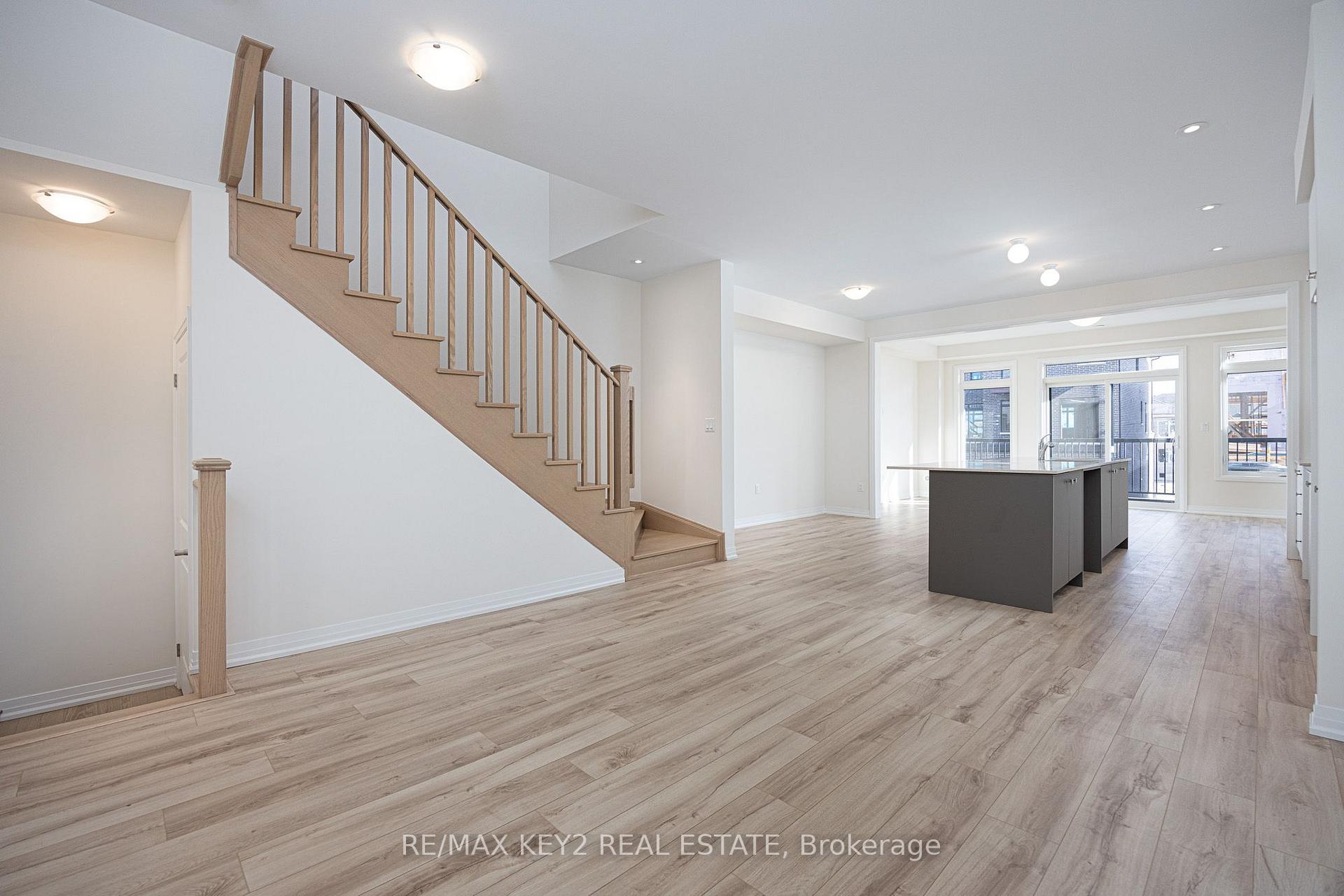 Photo 11 of 2645 Apricot Lane, Pickering, Rural Pickering — HOMEH
