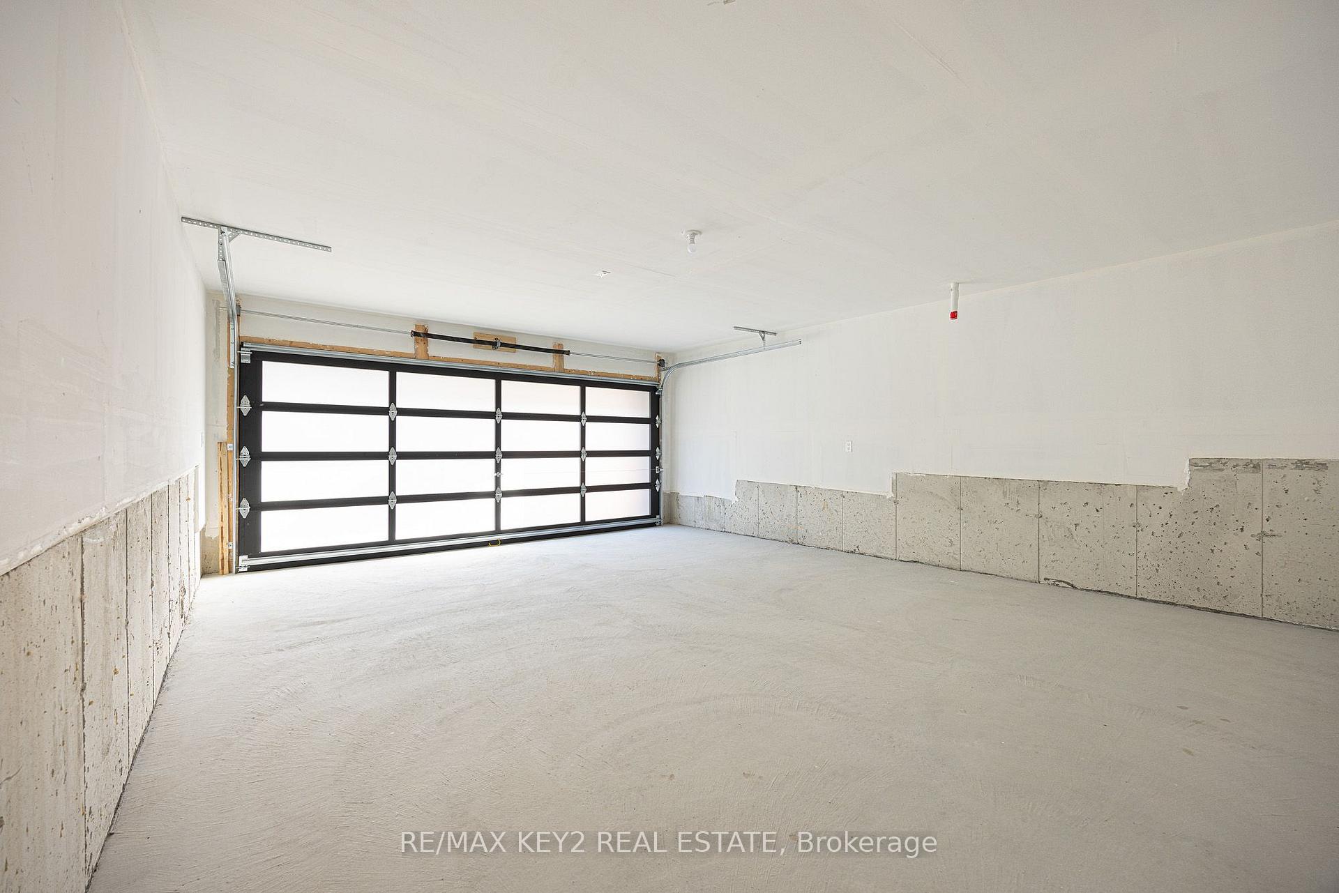 Photo 30 of 2645 Apricot Lane, Pickering, Rural Pickering — HOMEH