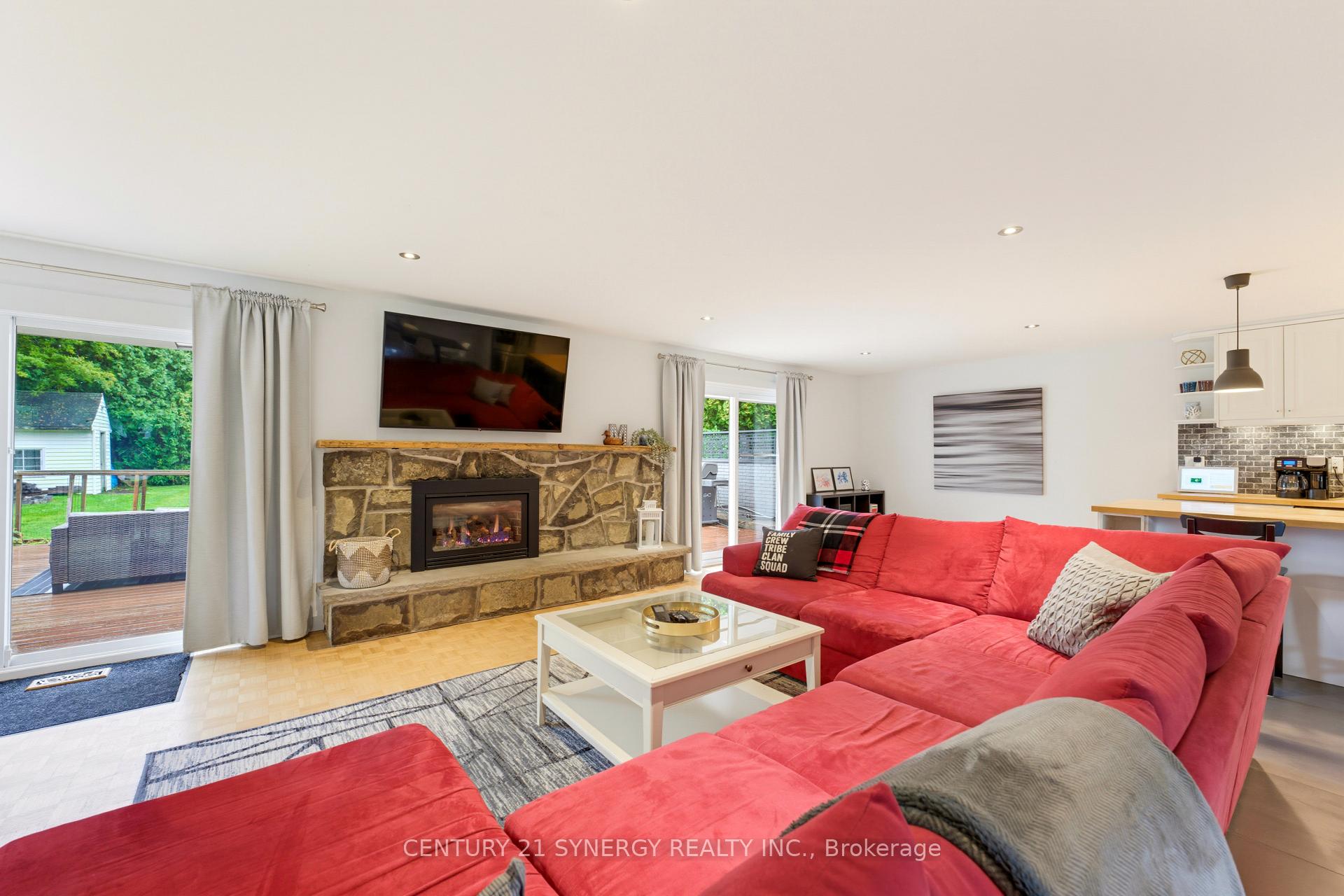 Photo 7 of 10 Honey Gables Drive, Ottawa, Riverside South/Gloucester Glen — HOMEH