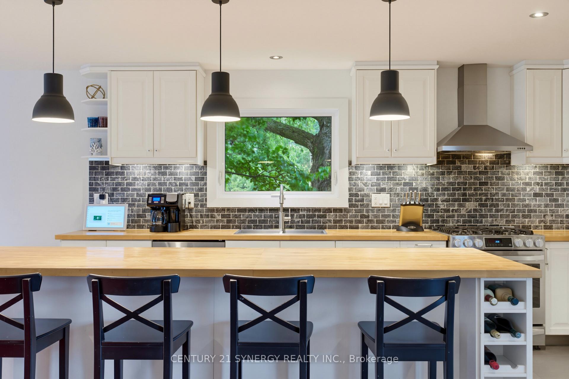 Photo 17 of 10 Honey Gables Drive, Ottawa, Riverside South/Gloucester Glen — HOMEH