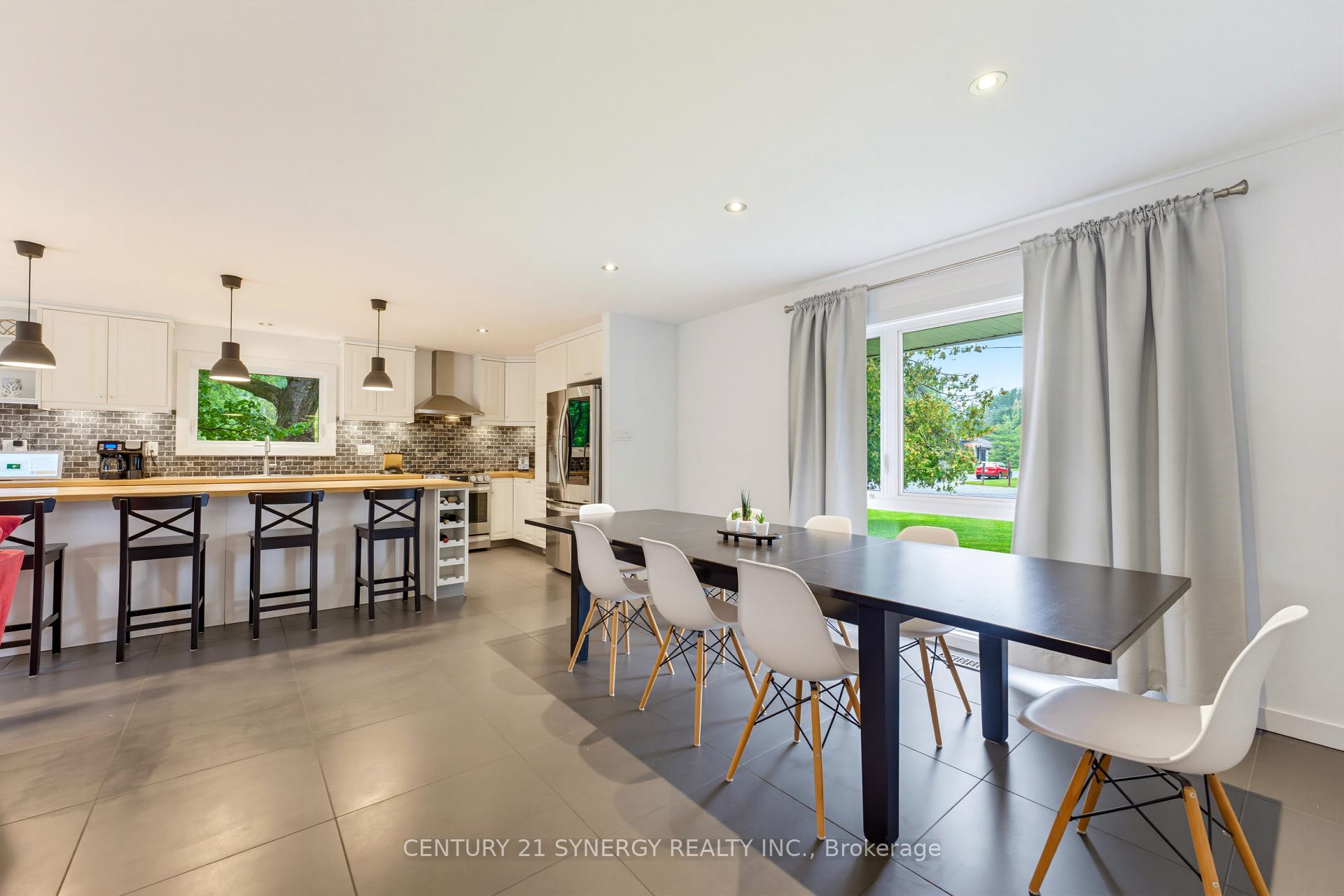 Photo 19 of 10 Honey Gables Drive, Ottawa, Riverside South/Gloucester Glen — HOMEH